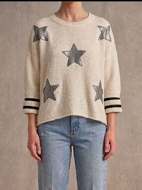Chic Star-Patterned Sweater